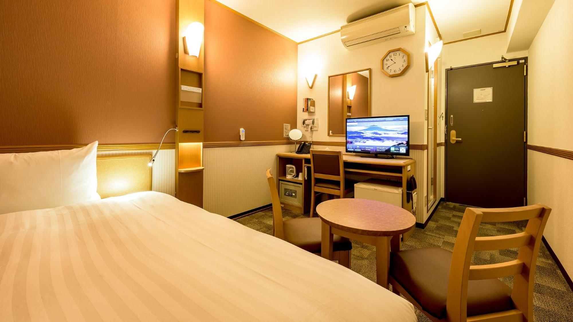 Toyoko Inn Takasaki Eki Nishi Guchi No 2 Habitación foto